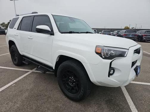 2023 Toyota 4Runner SR5