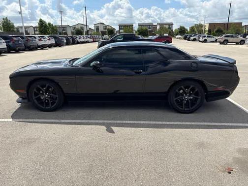 Pitch Black Clearcoat 2021 Dodge Challenger R/T