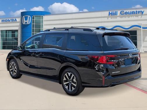 Crystal Black Pearl 2027 Honda Odyssey EX-L