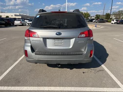 2011 Subaru Outback 2.5i Limited