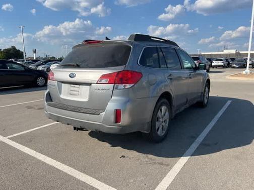 2011 Subaru Outback 2.5i Limited