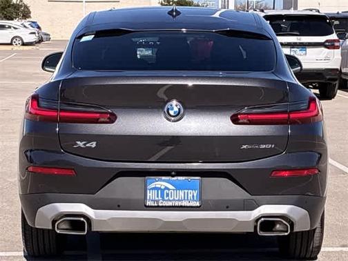 2022 BMW X4 xDrive30i