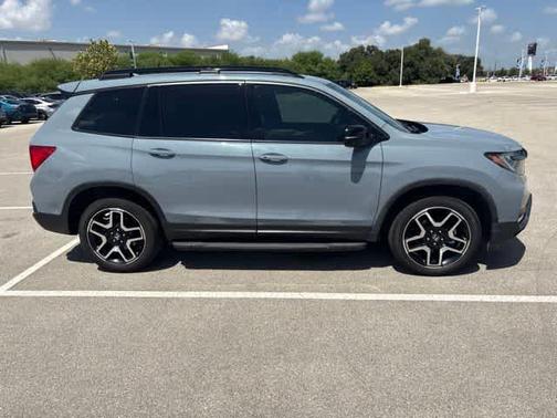 Sonic Gray Pearl 2023 Honda Passport Elite
