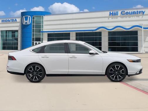 Platinum White Pearl 2026 Honda Accord Hybrid Touring
