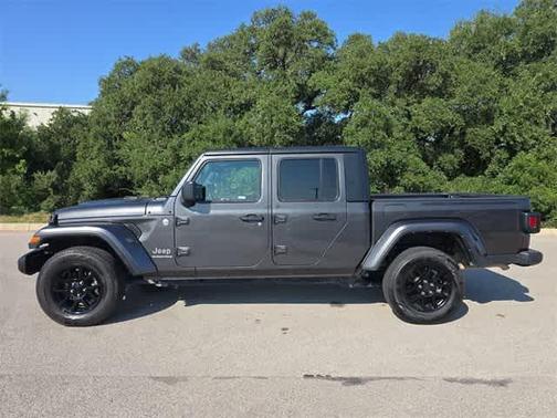 2023 Jeep Gladiator Overland