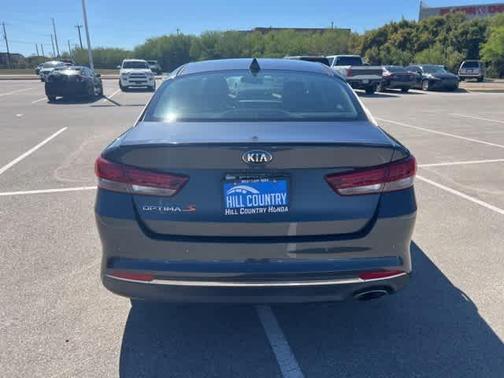 2018 Kia Optima S