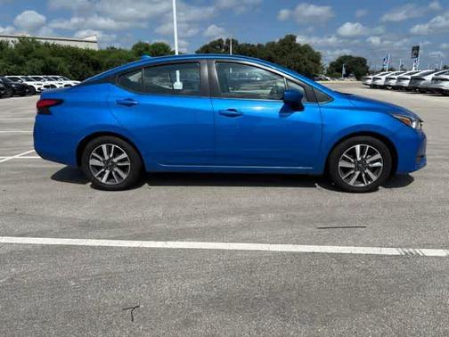 Electric Blue Metallic 2023 Nissan Versa 1.6 SV