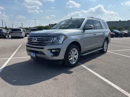 Iconic Silver Metallic 2021 Ford Expedition XLT