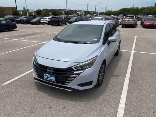 Gray Sky Pearl 2025 Nissan Versa 1.6 SV