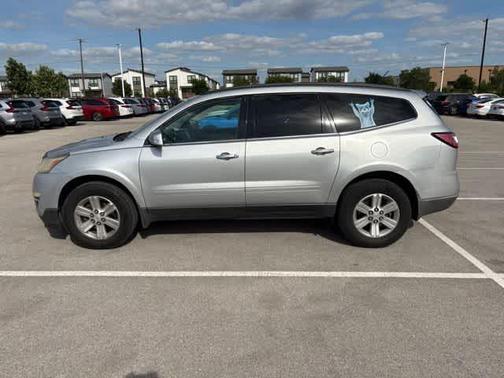 Silver Ice Metallic 2014 Chevrolet Traverse 1LT
