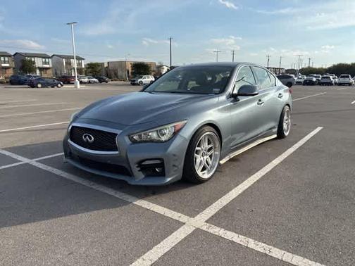 2016 INFINITI Q50 3.0T Red Sport 400