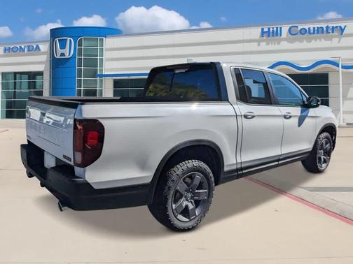 Platinum White Pearl 2026 Honda Ridgeline TrailSport