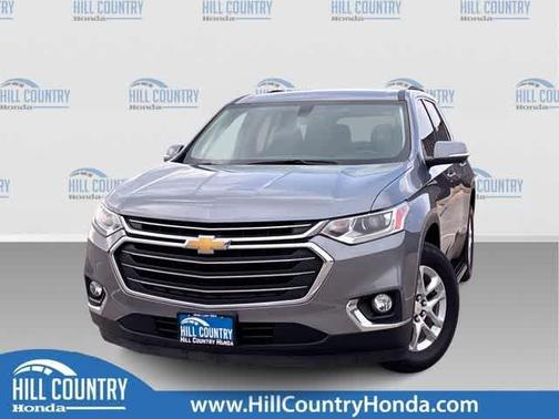 Satin Steel Metallic 2021 Chevrolet Traverse LT Cloth