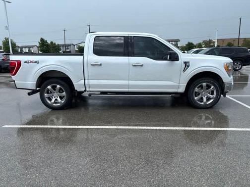 Oxford White 2021 Ford F-150 XLT