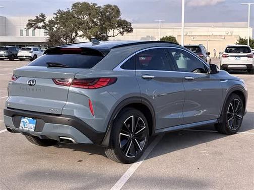 2022 INFINITI QX55 LUXE