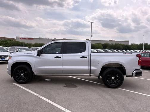 Silver Ice Metallic 2022 Chevrolet Silverado 1500 Custom