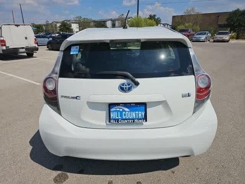 2014 Toyota Prius c Four