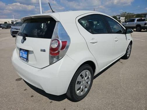 2014 Toyota Prius c Four