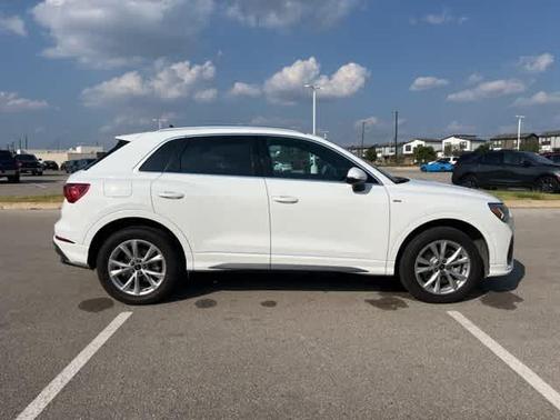 2023 Audi Q3 45 S line Premium