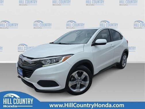 Platinum White Pearl 2019 Honda HR-V LX