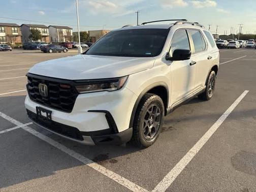 2023 Honda Pilot TrailSport