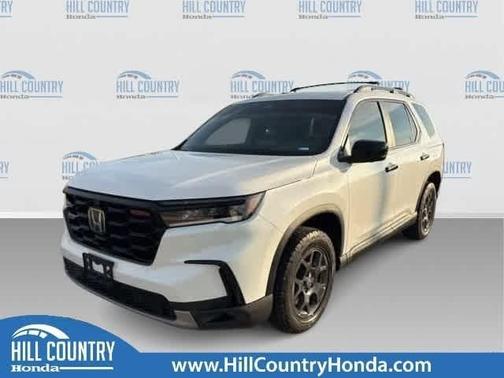 2023 Honda Pilot TrailSport