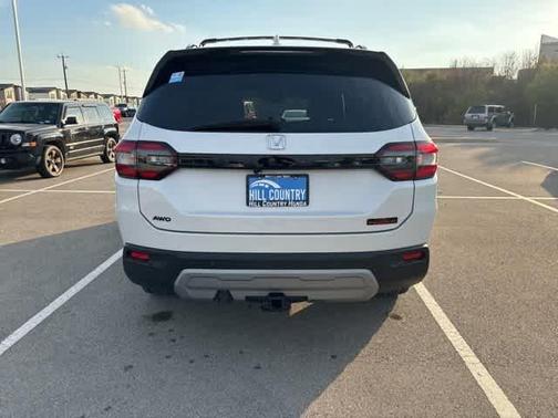 2023 Honda Pilot TrailSport