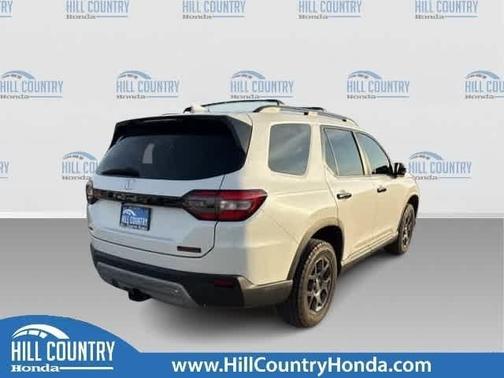 2023 Honda Pilot TrailSport