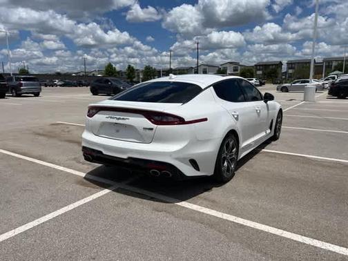 2021 Kia Stinger GT-Line