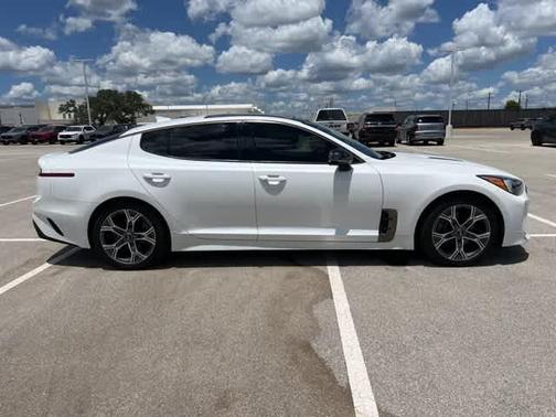 2021 Kia Stinger GT-Line
