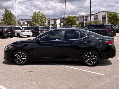 Black 2024 Nissan Sentra SV