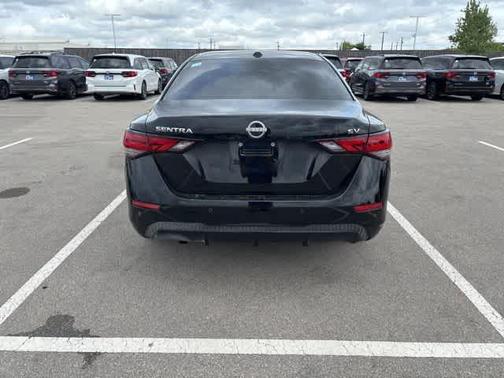 Black 2024 Nissan Sentra SV