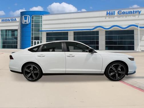 Platinum White Pearl 2026 Honda Accord Hybrid Sport
