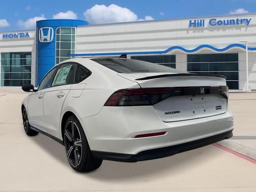 Platinum White Pearl 2026 Honda Accord Hybrid Sport