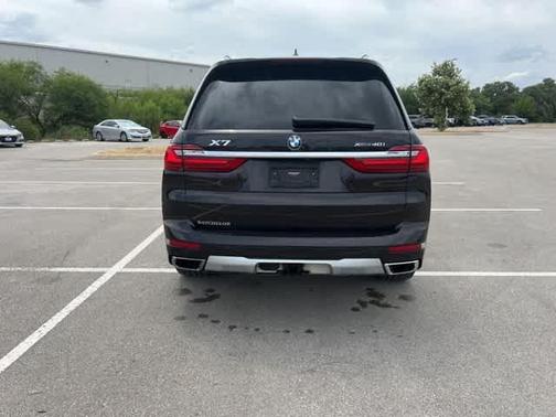 2021 BMW X7 xDrive40i