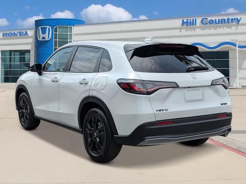 Platinum White Pearl 2026 Honda HR-V Sport