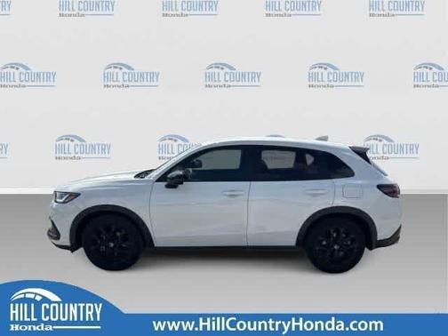 Platinum White Pearl 2024 Honda HR-V Sport