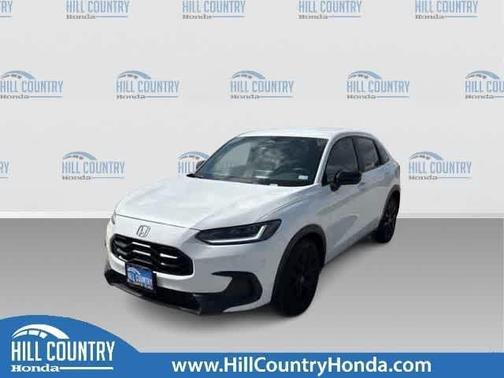 Platinum White Pearl 2024 Honda HR-V Sport