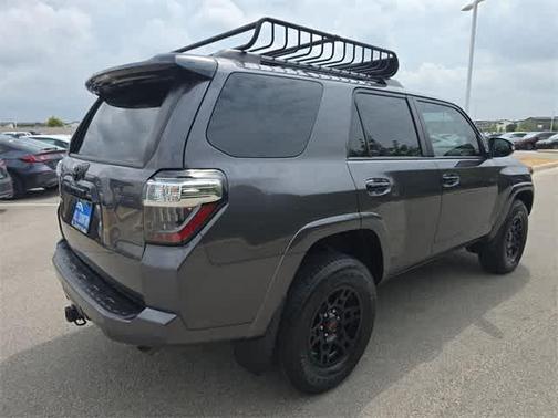 2021 Toyota 4Runner Venture