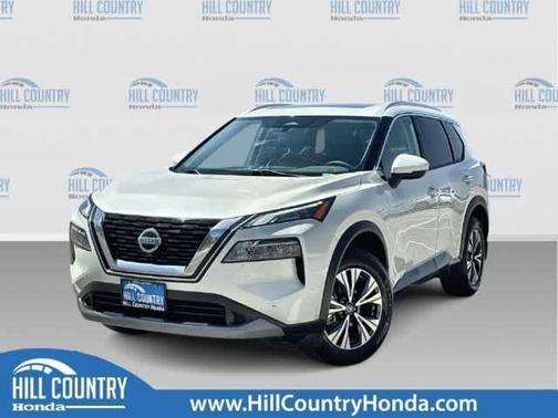 White 2021 Nissan Rogue SV