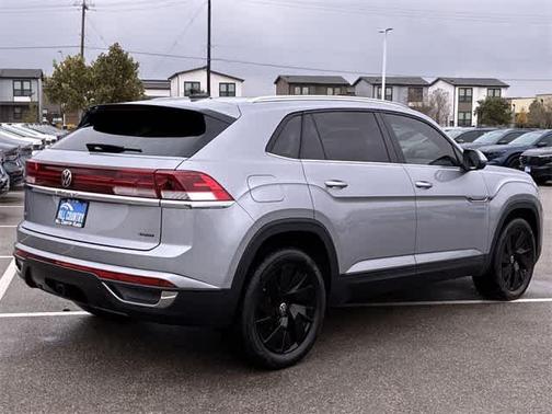 2024 Volkswagen Atlas Cross Sport 2.0T SE w/Technology