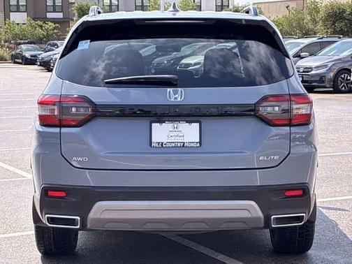 Sonic Gray Pearl 2023 Honda Pilot Elite
