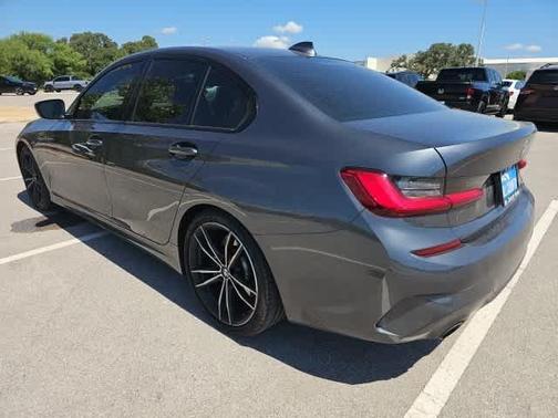 2021 BMW 330 i