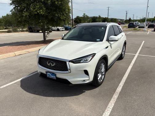 Majestic White 2022 INFINITI QX50 Luxe