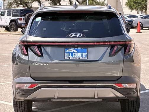Amazon Gray 2022 Hyundai TUCSON Limited