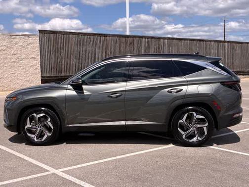 Amazon Gray 2022 Hyundai TUCSON Limited