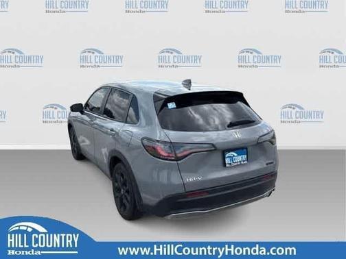 Urban Gray Pearl 2024 Honda HR-V Sport