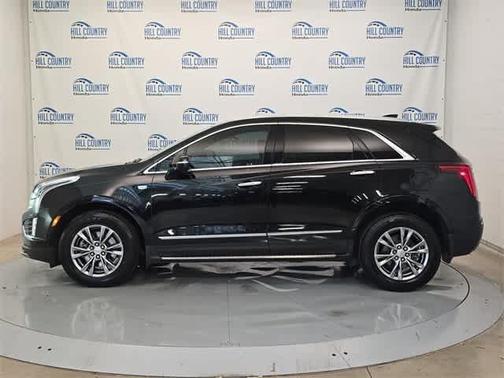 2022 Cadillac XT5 Premium Luxury