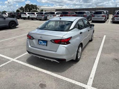 Brilliant Silver Metallic 2020 Nissan Versa S