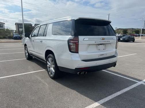 2023 Chevrolet Suburban High Country